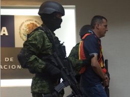 La Sedena afirma que en las acciones para el arresto no se hizo ningún disparo y siempre fue prioridad preservar las vidas. AFP  /