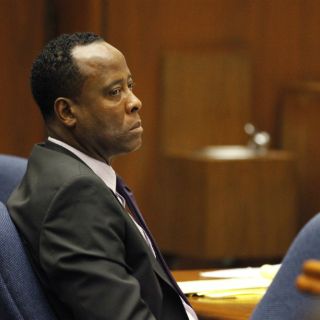 Detectives comparecerán en juicio contra Conrad Murray