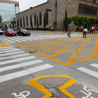 Rechazan sobreprecio en pavimentación tapatía