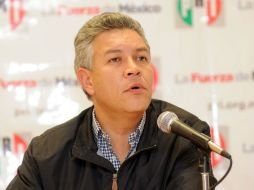 El diputado del PRI, David Penchyna, dijo que el Presidente Calderón debe juzgar primero su gobierno y no los ajenos.  /