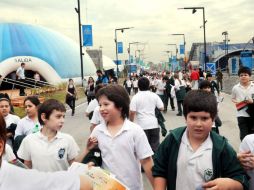 Los gobiernos provinciales anunciaron que este jueves suspenderán las clases y los actos públicos. AFP  /