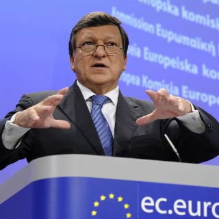 Aboga Barroso por 'recapitalización coordinada' de banca europea