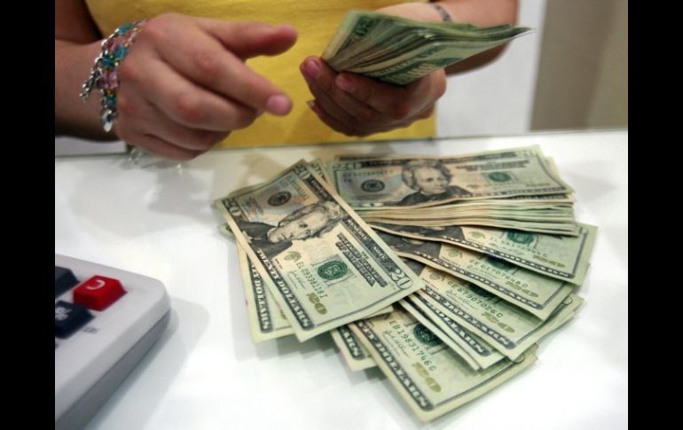 La depreción de la moneda mexicana frente al dólar en las últimas semanas puede ser motivo de cambios en el presupuesto.  /