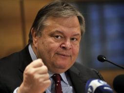 Por medio de un comunicado se dijo que el ministro, Evangelos Venizelos, finalizó conversaciones del rescate con el FMI. AFP  /