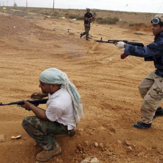 Leales a Gadhafi no se van a rendir en Sirte