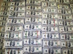 El dólar amanece cediendo en su cotización ante el peso. NOTIMEX  /