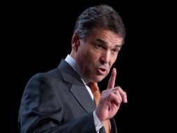 Rick Perry durante un discurso en la ''cumbre de los votantes con valores''. AP  /