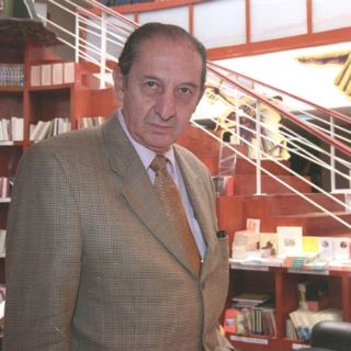 Conaculta felicita a Eduardo Lizalde por condecoración francesa