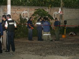 Autoridades llegaron a la escena del crimen.  /