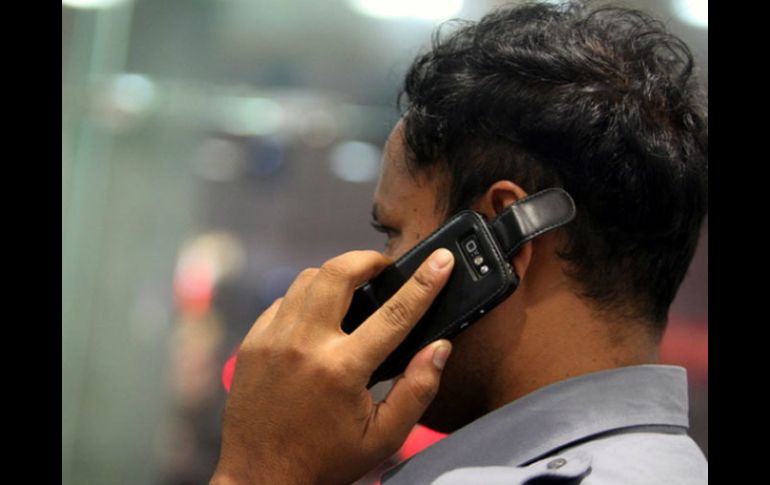 Los usuarios podrán hacer depósitos y pagos mediante un mensaje SMS.  /