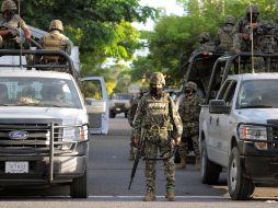 Arribaron las autoridades ministeriales, quienes dieron fe de los cuerpos e iniciaron las primeras diligencias. NOTIMEX  /