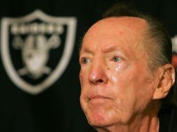 Al Davis era conocido como un rebelde en el futbol americano. AP  /