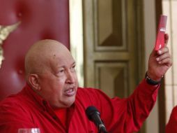 Chávez volverá a Cuba en una semana esperando se confirme la total remisión del cáncer. EFE  /