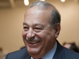 En la fotografía el empresario Carlos Slim, propietario de la telefónica América Móvil. ARCHIVO  /