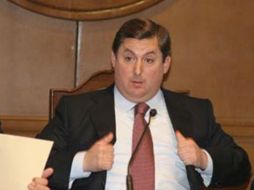 Tras escuchar los delitos, la defensa de Adalberto Madero Quiroga, pagó la finaza de 10 mil pesos más 5 mil 626 por daños. ESPECIAL  /