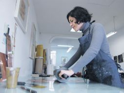 Laura Valencia Lozada en su estudio. ESPECIAL  /