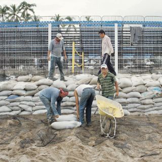 Protegen estadio ante paso de ''Jova''