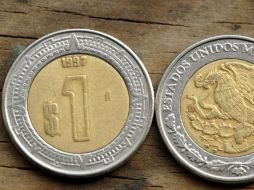 El peso mexicano tuvo una sesión aceptable frente al dólar y el euro. ARCHIVO  /