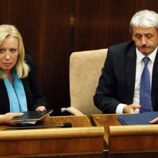 El Parlamento de Eslovaquia rechaza ampliar el fondo de rescate del euro