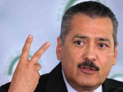 El senador, Manlio Fabio Beltrones dijo que este tipo de propuestas deben legislarse y poner en claro las obligaciones. EL UNIVERSAL  /