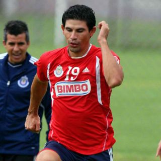 Magallón considera especial enfrentar a Omar Bravo