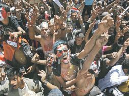 Las manifestaciones en las calles yemeníes no cesan, entre gritos piden la dimisión de Alí Abdulá Saleh. AP  /