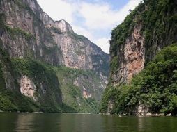 El Cañón del Sumidero es catalogado como uno de los sitios turísticos más importantes en el mundo. EFE  /