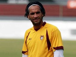 Juan Carlos Leaño caliente el ambiente previo al Chivas vs. Estudiantes. MEXSPORT  /