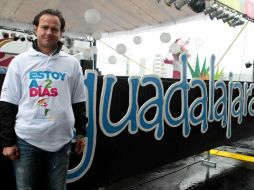 Bernardo de la Garza recibio la playera de que se esta a dos días de Juegos Panamericanos. MEXSPORT  /