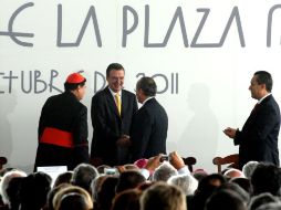 El  alcalde del DF, Marcelo Ebrard estuvo acompañado por el Presidente Felipe Calderón y autoridades eclesiásticas. NOTIMEX  /