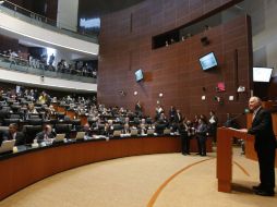 Alejandro González Alcocer durante su intervención en el Senado acerca de la ley de amparo. NOTIMEX  /