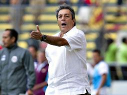 Tomás Boy espera que su equipo saque una victoria ante el líder del torneo. MEXSPORT  /