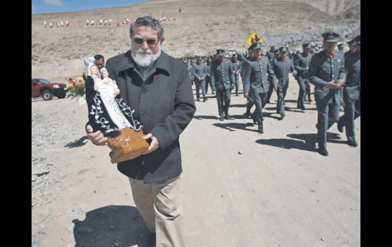 Realización del homenaje a los mineros chilenos. REUTERS  /