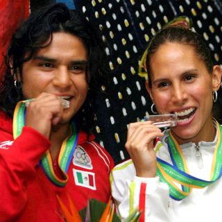 Van por el oro en squash