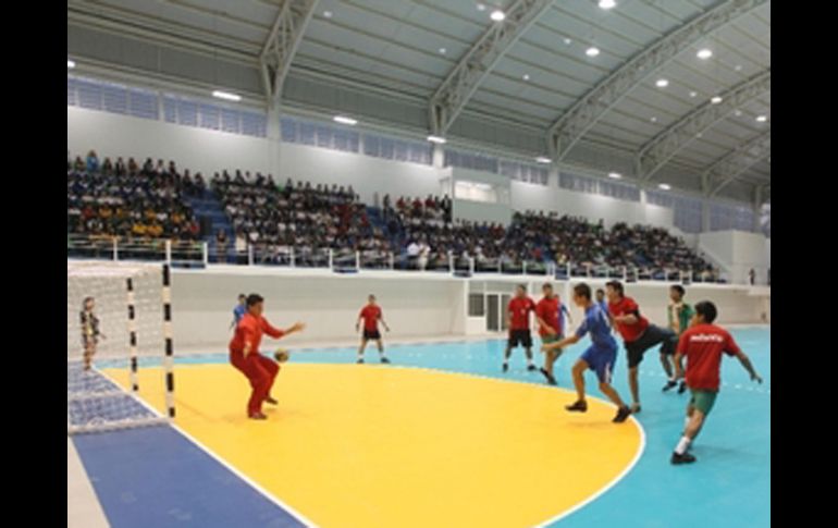 México en los últimos segundos del encuentro fue cuando empató dejando el marcador en 30-30. EFE  /