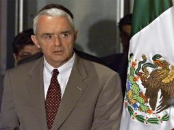 El ex zar antidrogas Barry McCaffrey exhortó el viernes al gobierno estadounidense a ganar el control de la frontera. ARCHIVO  /