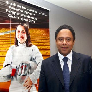 Ovacionan a Brasil en ceremonia de inauguración