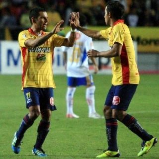 Morelia vence 2-0 al líder Tigres