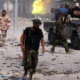 Alerta en Trípoli por ataques gadhafistas