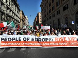 Los disturbios obligaron a suspende los mitínes. EFE  /