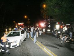 El motociclista más grave, viajaba con su hijo de 11 años de edad.  /