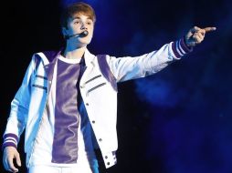 Justin Bieber abrió su conciento en Chile con su exitoso sencillo Baby.EFE  /