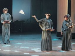 Escena de la obra Calígula, bajo la dirección de Luis Manuel Aguilar ''Mosco''.  /