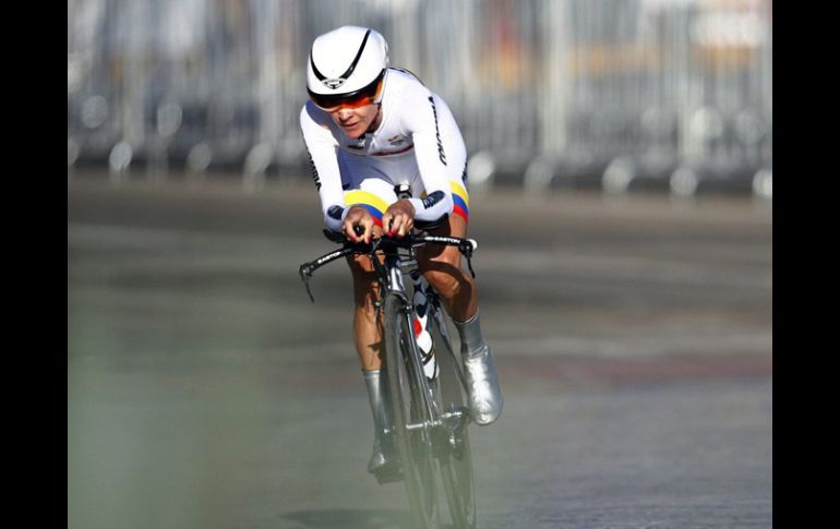 La competencia de ciclismo de ruta femenil dio inicio en la Perla Tapatía. EFE  /
