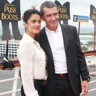 Salma y Banderas llevan al ''Gato con Botas'' de crucero