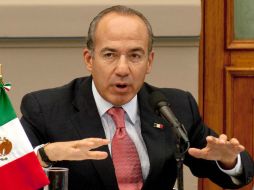 El Presidente Felipe Calderón, dijo que el PRI pretende hacer pactos con el Narco, por esto será demandado. REUTERS  /