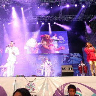 Propios y ajenos gozan con las Sonoras