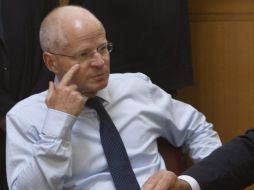 Noam Shalit, el padre del soldado capturado Guilad Shalit, sentado en el Tribunal Supremo en Jerusalén. EFE  /