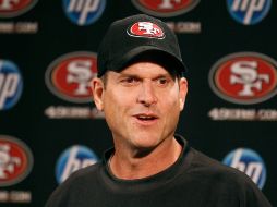 Harbaugh en conferencia de prensa en Santa Clara, Estados Unidos.AP  /