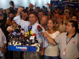 Leopoldo Lopez durante una conferecia de prensa  en Caracas.(18OCT2011).REUTERS  /